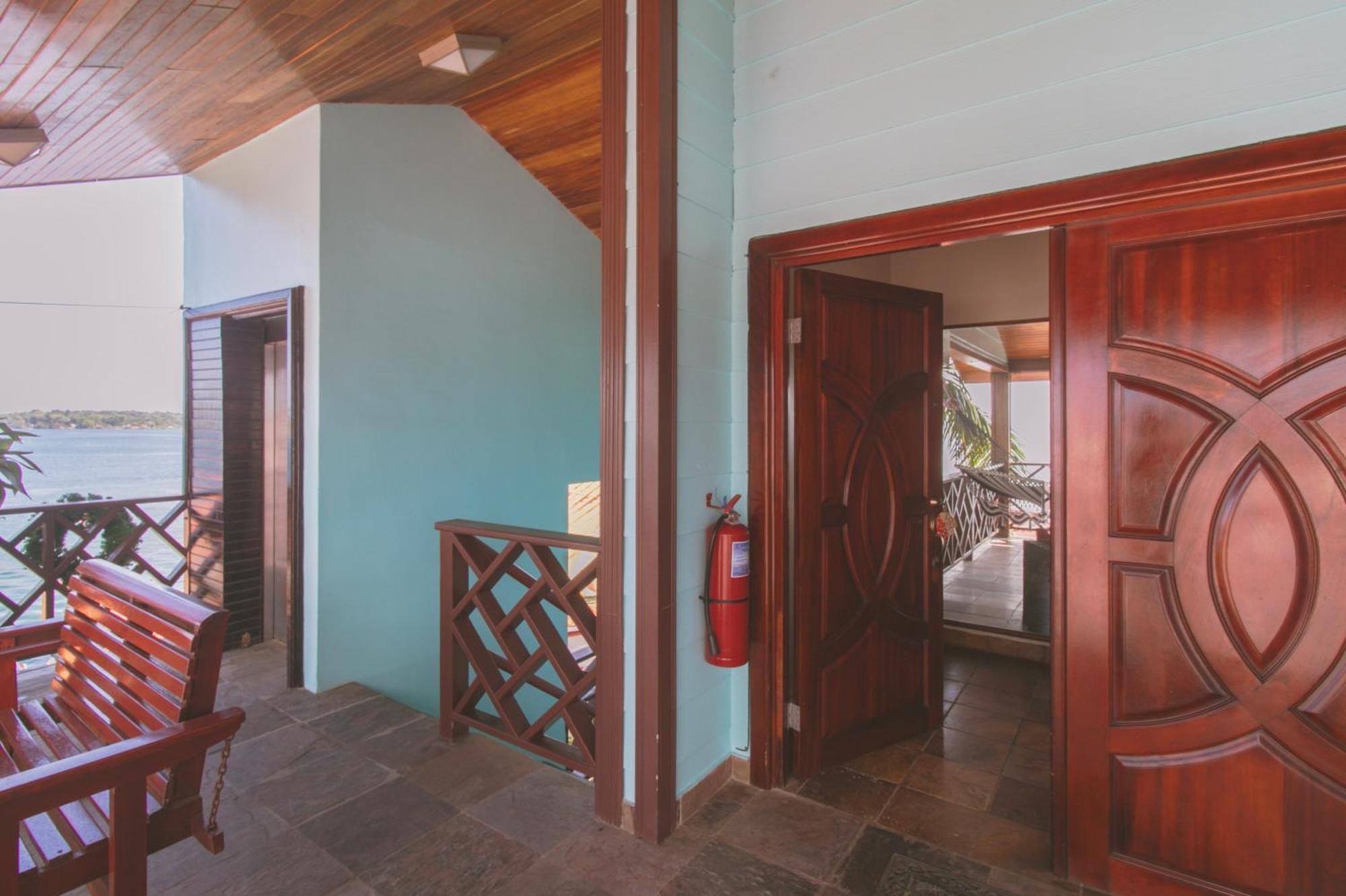 Hotel Palma Royale Bocas del Toro Exterior foto